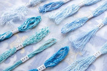 更改線淡藍10種顏色的組合集請使用它來創建您自己的獨特作品。