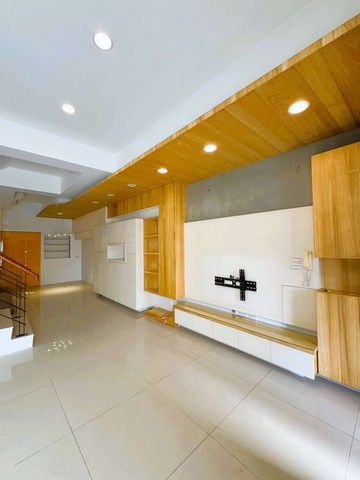 五結免裝潢雙車位別墅｜宜蘭縣五結鄉孝威一路