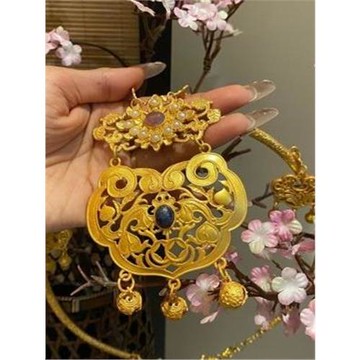 故宮黃金色超大平安鎖瓔珞吊墜項圈小眾設計時尚輕奢大氣婚嫁吊墜