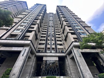 中科｜雲世紀｜輕屋齡高樓層視野兩房雙休旅車位｜台中市西屯區國安一路