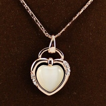 [米蘭精品] 玫瑰金項鍊貓眼石吊墜-時尚甜美愛心鑲鑽情人節生日禮物女飾品73kt18