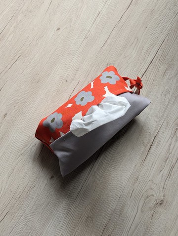 手作日本布面紙套/家用衛生紙套-拼接灰紅花