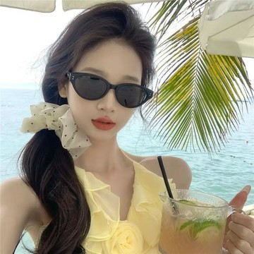 2025新款復古貓眼簡約墨鏡女氛圍感海邊出行遮陽防紫外線太陽鏡