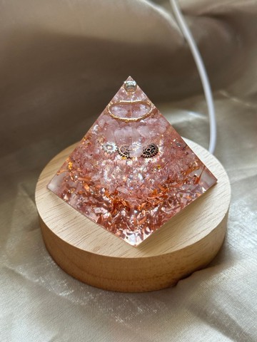 訂製【奧剛能量塔-無條件的愛】粉晶/草莓晶-奧根金字塔