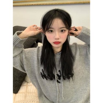 灰色連帽毛衣女秋冬2025年新款慵懶風寬松國潮字母針織衫外搭上衣
