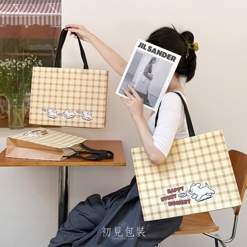 【台灣出貨】格紋手提袋 提袋 禮物袋 無紡布袋 服裝店提袋 包裝袋 禮品袋 手提袋 包材 袋子 送禮包裝