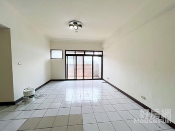 亞苓推薦專任【麗景大廈】採光景觀大三房車｜新北市林口區麗園一街