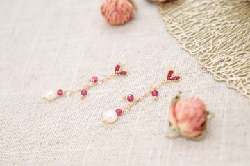 粉紅愛心紅寶石與珍珠耳環 925純銀 સில்வர் 飾釘 手工製作 充滿愛意 精緻