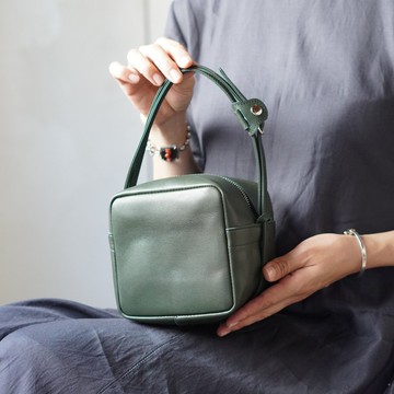 立方體小包・兩用功能・內附鑰匙圈 #NUME-GREEN