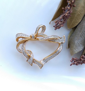 Vintage Jewelry 西洋古董飾品 Swarovski  愛心環圈 蝴蝶結 別針