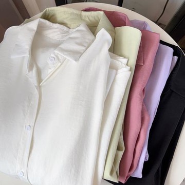 柔順仿銅氨絲白色襯衫女2024春夏款寬松大碼開叉純色長袖襯衣上衣