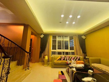 美術館 臨路 21米面寬 邊間 地坪55坪車庫別墅｜台中市西區華美街