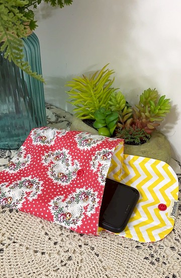 北歐風格紅花色花圖案小收納袋口罩收纳多功能小包零錢包