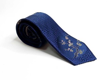 圓與花的配置 領帶 Neckties