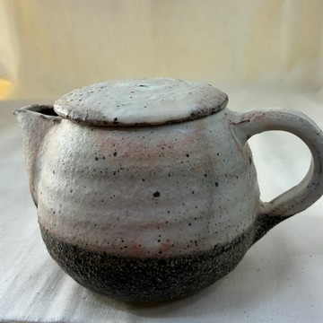 粉引茶壺