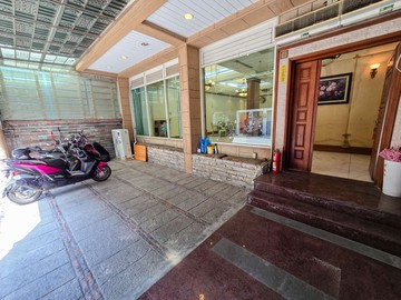 曉玫呂‍♀️未來RK2捷運8米大面寬併排雙車墅｜高雄市岡山區公園西路