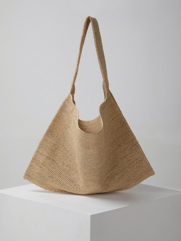 Took bag_Raffia