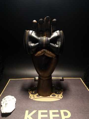 黑色皮革拉鍊領結龐克風蝴蝶結