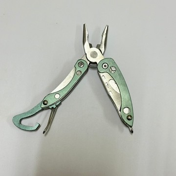 [沐沐屋] 戶外多功能工具鉗 萬用鉗 摺疊工具 折疊刀 -.