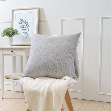 百搭純色抱枕-條紋黑