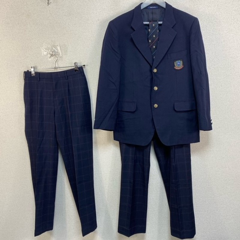ほぼ新品　広島市商業高校　男子夏冬制服　2023新モデル ほぼ新品 広島市商業高校 男子夏冬制服 2023新モデル