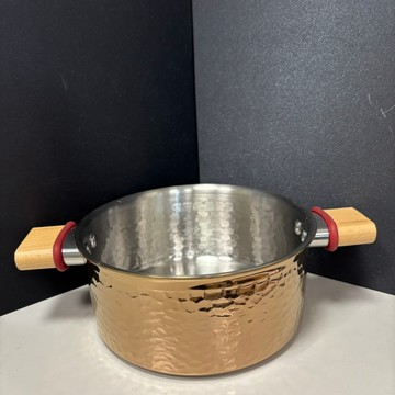 金色三層鋼錘點木柄深湯鍋【大正餐具批發】不鏽鋼湯鍋 湯鍋 木柄深湯鍋 三層鋼湯鍋 錘點湯鍋 木柄雙耳湯鍋《出清專區》