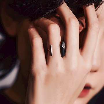 Meteor - 迷途之星系列 長隕石純銀戒指-銀黑