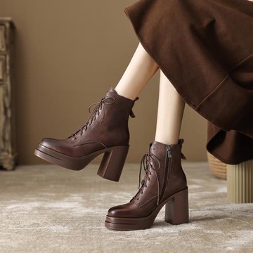 貓哥手工女鞋秋冬新款英倫粗跟馬丁靴女防水臺厚底短靴超高跟10cm