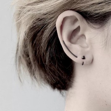 眼觀925銀簡約幾何耳鉤女簡約個性冷淡風養耳百搭網紅同款耳飾品1入