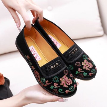 2025年春季老北京休閑女布鞋淺口奶奶鞋33碼平跟平底防滑媽媽鞋子