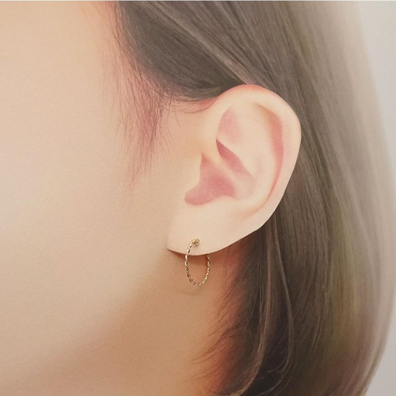 ゴールド ツイストデザイン フープピアスK10YG K10YG フープピアス