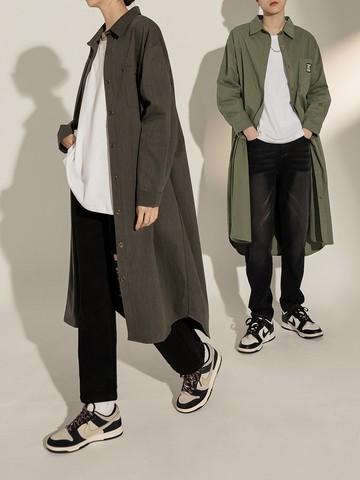 男女共穿．口袋貼標純棉長版襯衫