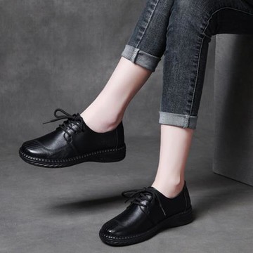 真皮單鞋防滑軟底小皮鞋新款休閑鞋通勤英倫風復古媽媽鞋舒適百搭