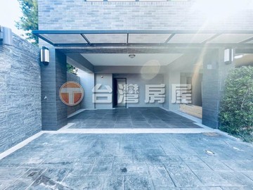 屋主準備飛出國✈️這間不帶走!潭子全新電梯別墅｜台中市潭子區民族路三段