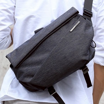 美國NIID R1 極速行動單肩包 - lndigo 牛仔藍