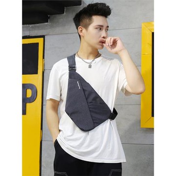 青年男士胸包單肩斜挎運動信封背包多功能貼身防盜休閑街頭小包