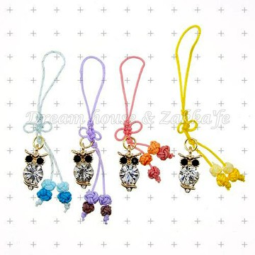 日本進口 水鑽福氣貓頭鷹 吊飾/手機吊飾《4色任選》★可掛包包喔★ Zakka'fe