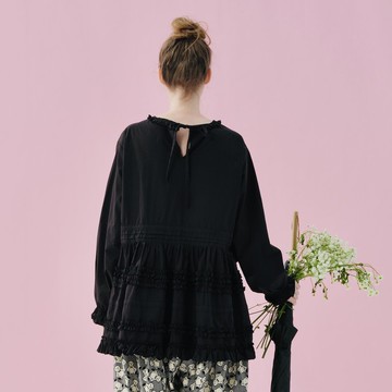 黑色純棉蕾絲花邊上衣 / 長袖 春季