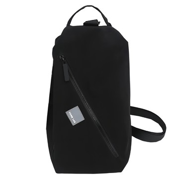 E.City 百搭立體長筒多用挎包 尼龍材質  38 x 14 x 12cm  黑色