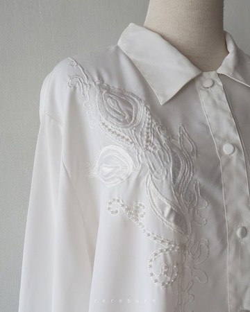 復古刺繡領韓國製寬鬆歐美版型長袖白色古著襯衫