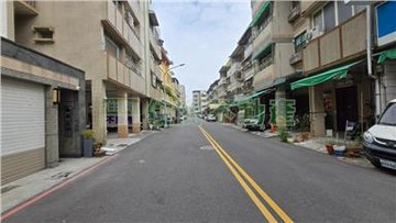 捷運站旁大地坪車庫別墅｜高雄市三民區澄平街