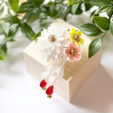 Shichigosan 幼兒髮飾（白色） 髮夾旋鈕工作