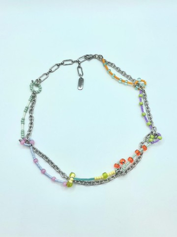 粉色系彎彎玻璃珠短頸鏈