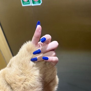 🔥熱銷爆款🔥美甲穿戴甲純色克萊因藍顯白中橢圓秋冬款裸色氣質橢圓高階貼片
