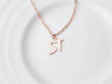 英文字母/名字項鍊 | 玫瑰金 K金 姓名項鍊 鎖骨鍊 情人禮物訂製