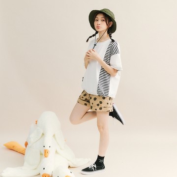 【Dailo】不規則點花苞短褲 綠 卡 灰