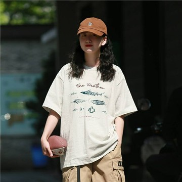 【美式復古潮牌】純棉短袖T恤 情侶T恤 中性T恤 學院風T恤 夏季新款 寬鬆百搭 男女同款 街頭運動休閒