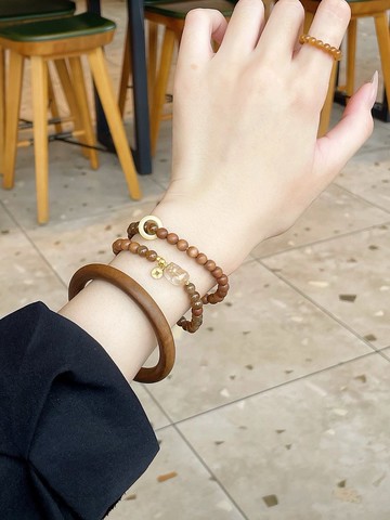 天然糖料和田玉手鏈發晶貔貅蜜蠟跑環老山檀手鏈招財闢邪保平安