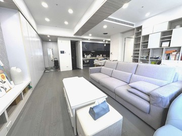 亞灣View~會呼吸的家｜首排邊間大兩房車位｜高雄市前金區青年二路