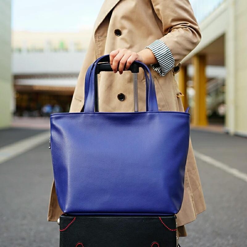 美品　COACH　095　キャリーバッグ　スーツバッグ　ブラック　PVC　レザー PVCレザー キャリーオンバッグ 「with」 日本製 抗菌 おしゃれ